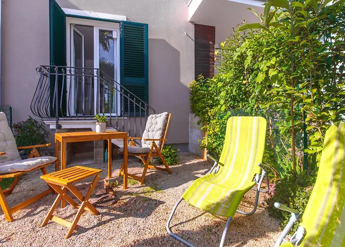 Santa Fuma Apartment